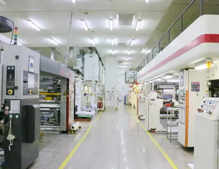 GMP-certified 100000 grade clean workshop, equipped with advanced equipment from Japan, Germany and Taiwan.